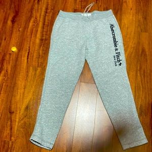 Abercrombie & Fitch jogger pants